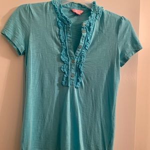 Light blue Lilly Pulitzer casual top, size M.